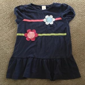 🛍 3/15$ Gymboree navy blue flowers top